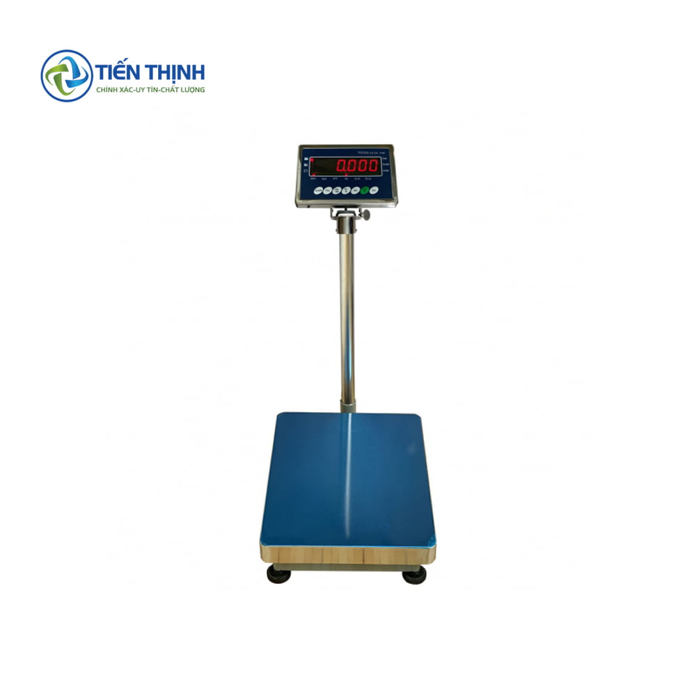 Cân điện tử cột inox Tiến Thành với màn hình hiển thị số rõ ràng.
