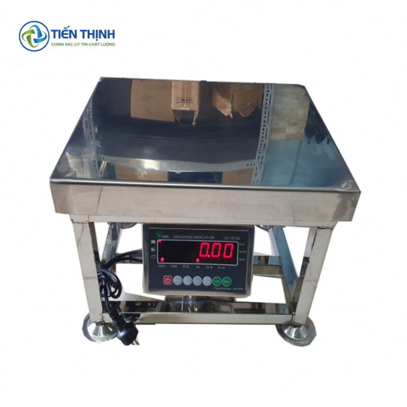 Cân điện tử inox với màn hình số, dùng trong công nghiệp và thương mại.