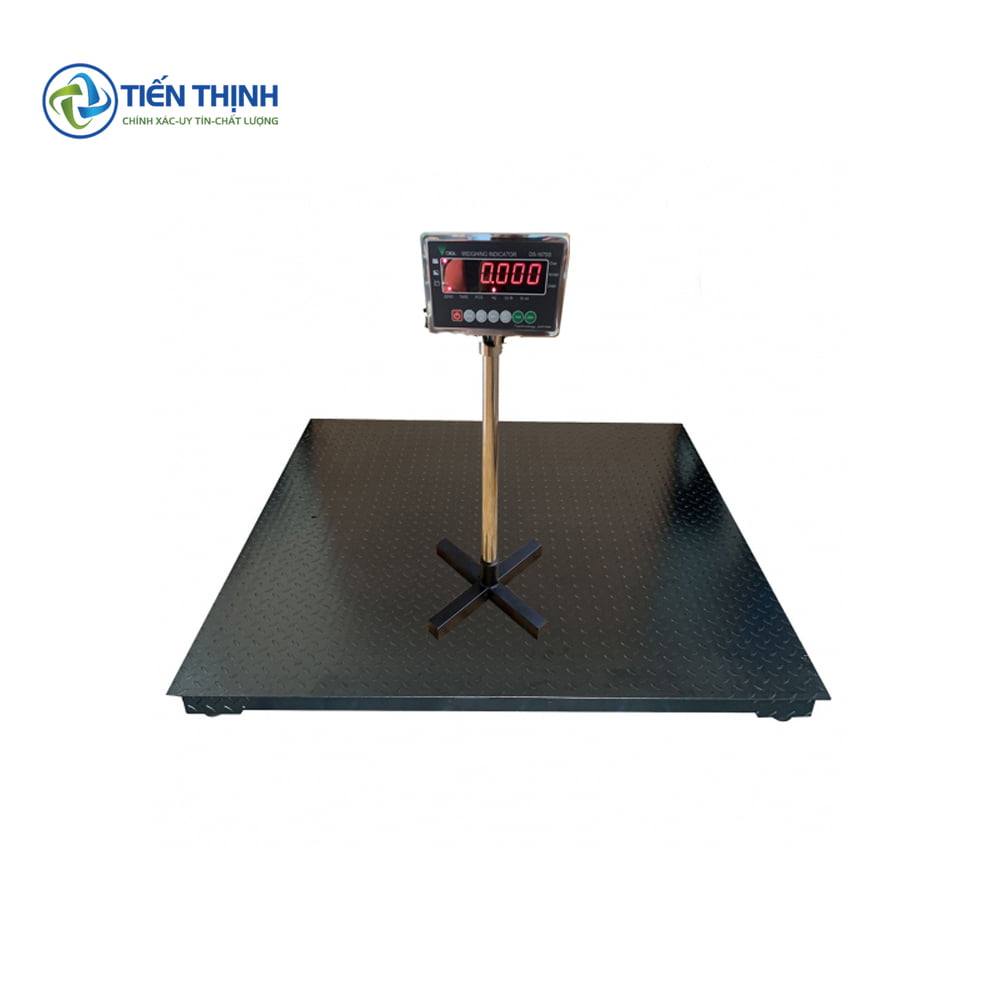 Cân điện tử sàn lớn, thiết kế đơn giản, hiển thị số rõ ràng.