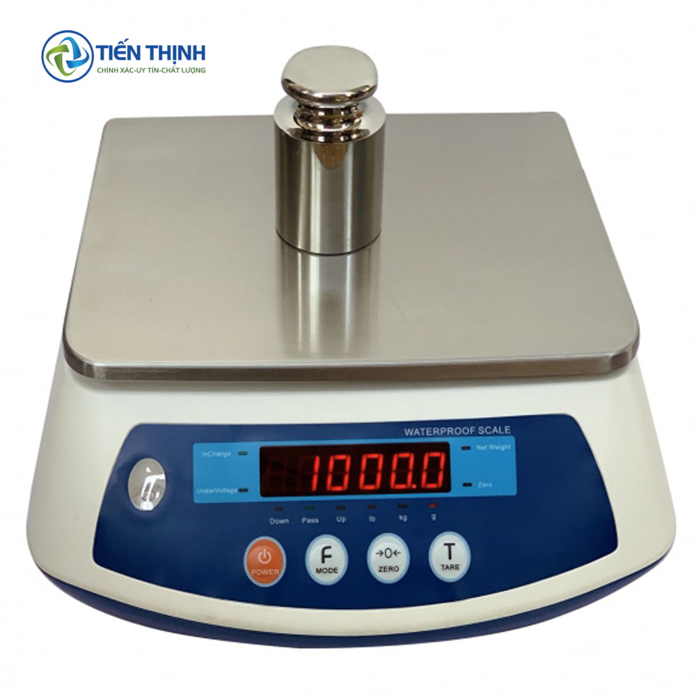 Cân điện tử inox Tiến Thành, màn hình hiển thị số rõ ràng, chính xác.