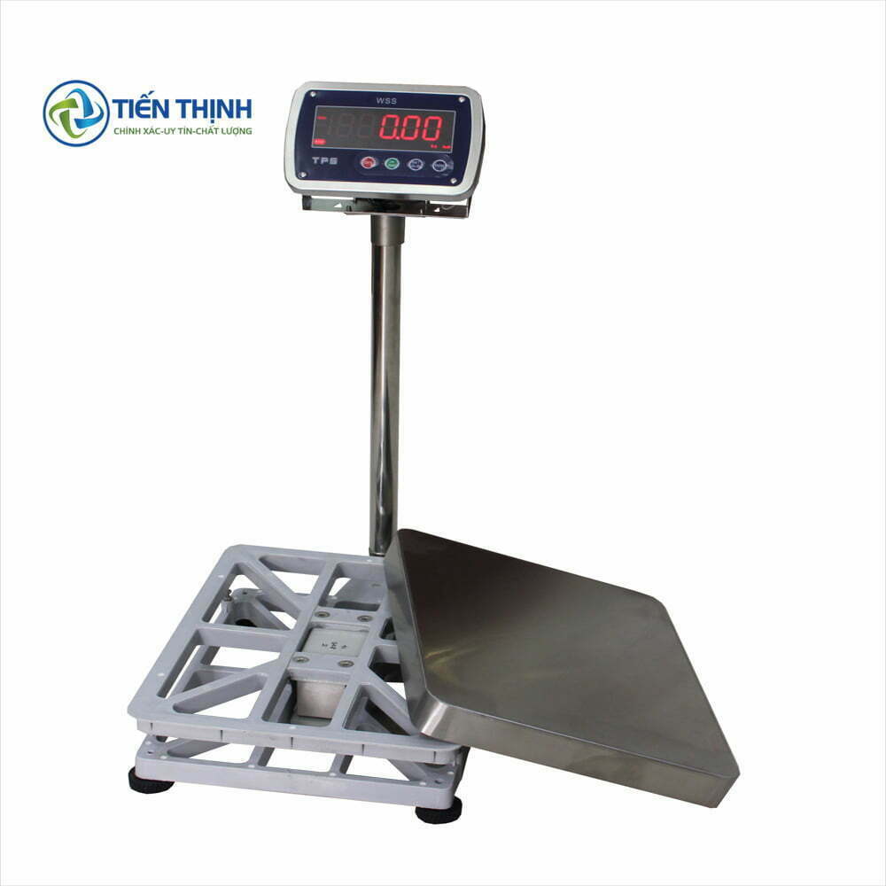 Cân điện tử cột inox, thiết kế chắc chắn, hiển thị số rõ ràng.