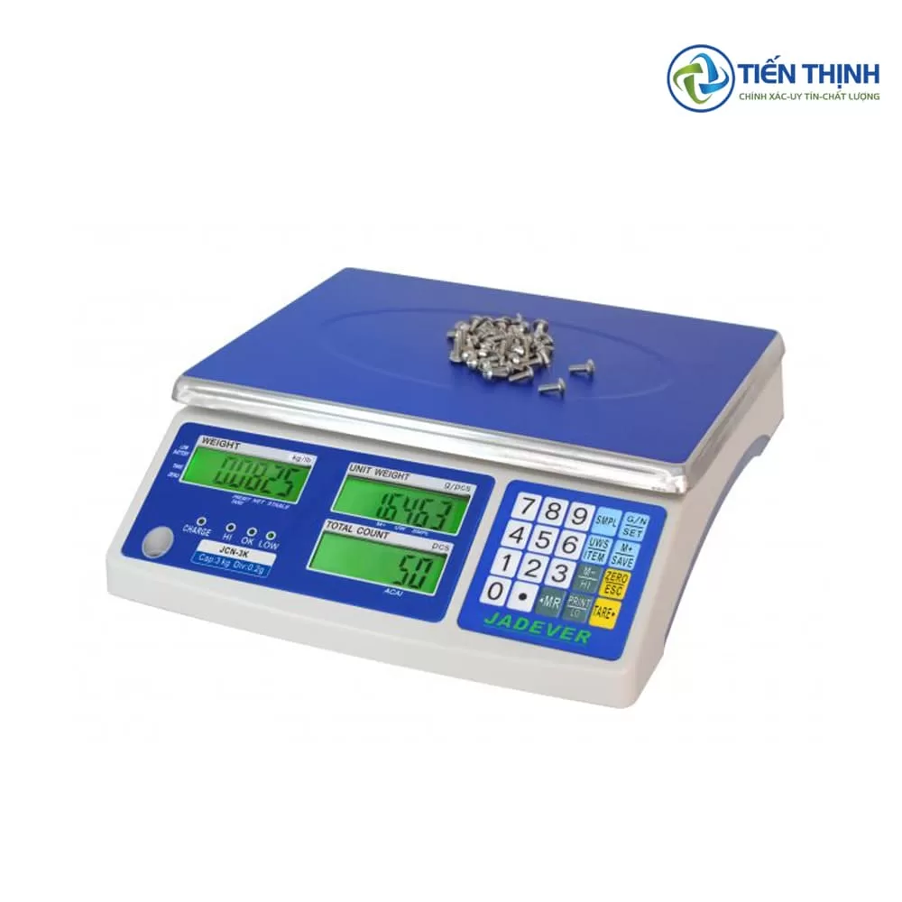 Cân đếm điện tử Jadever với bàn cân vuông vức, hiển thị số rõ ràng.