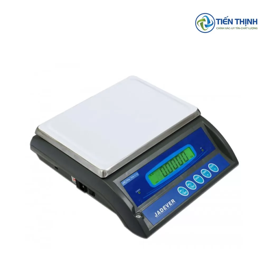 Cân điện tử Jadever màu đen với màn hình hiển thị số màu xanh lá cây.