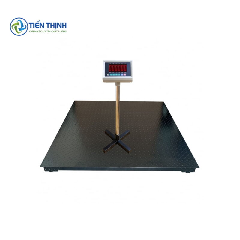 Cân điện tử sàn lớn, dùng trong công nghiệp, có màn hình hiển thị số.
