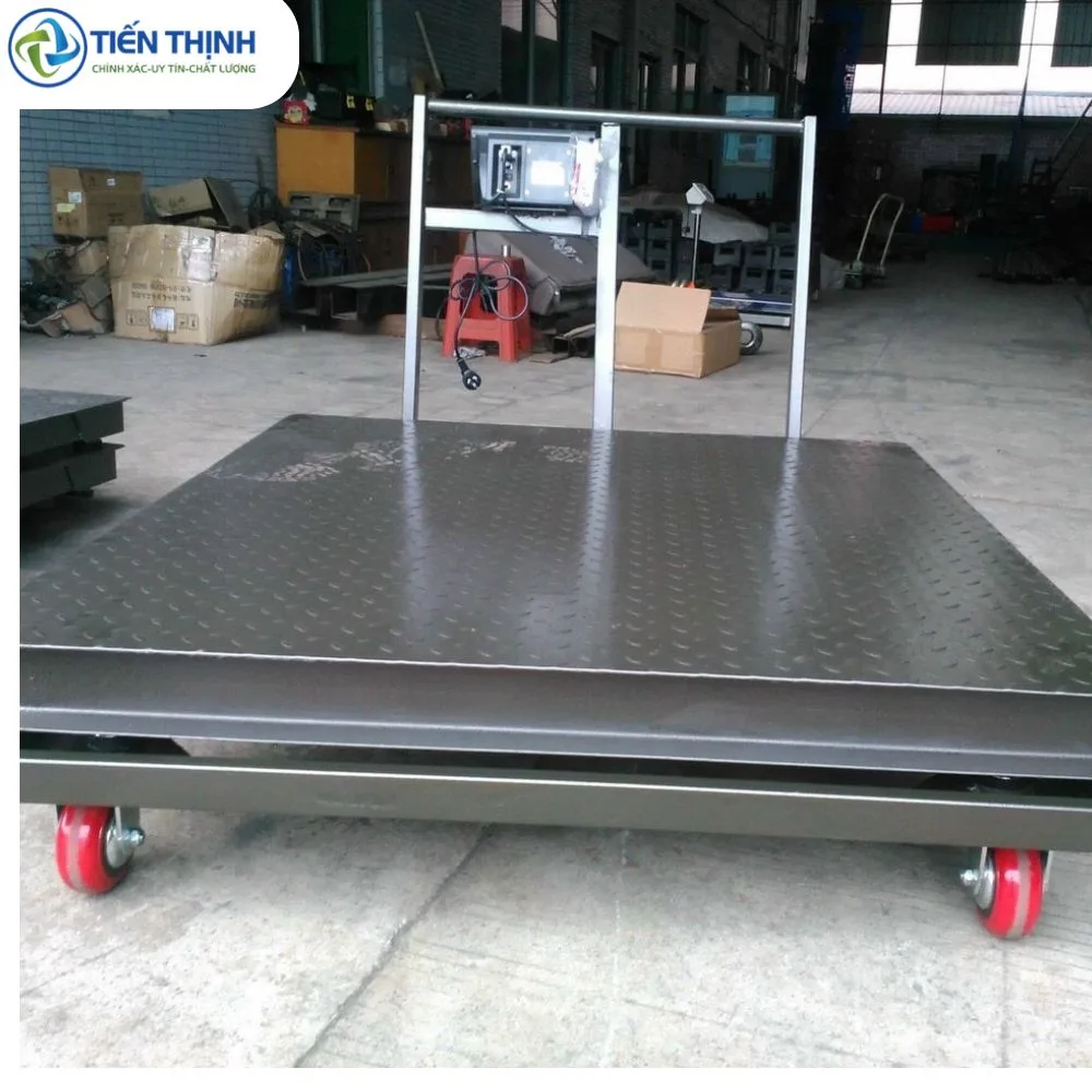 Xe cân điện tử công nghiệp, thiết kế chắc chắn, phù hợp kho bãi.