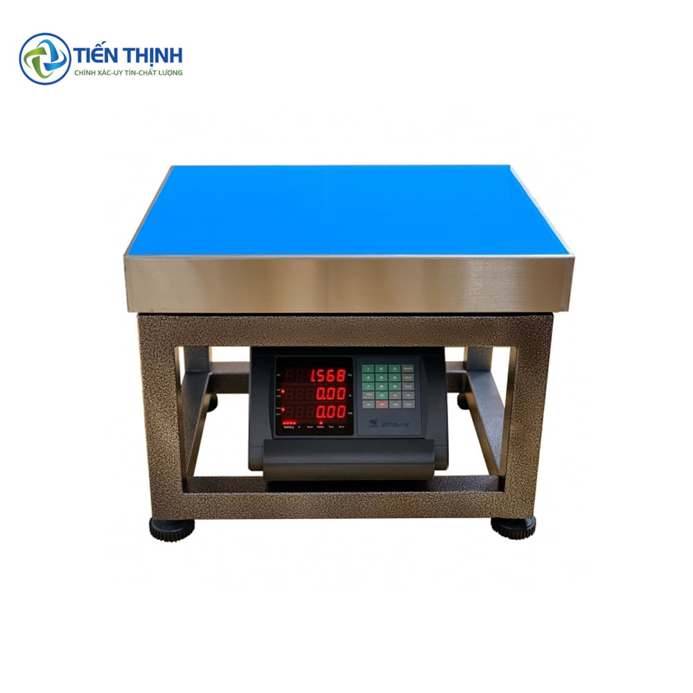 Cân điện tử bàn vuông màu xanh dương, thiết kế chắc chắn, hiện đại.